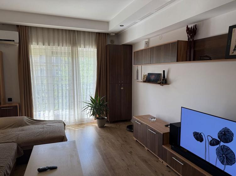 Apartament cu 2 camere decomandat în Crețuleasca