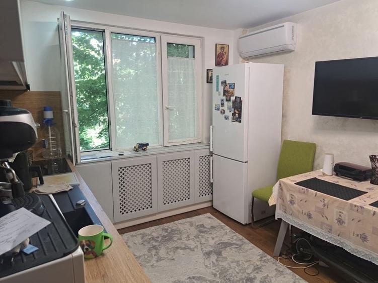 Garsonieră decomandată în Exterior Vest