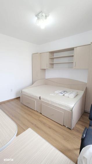 Apartament cu 2 camere decomandat în Titan