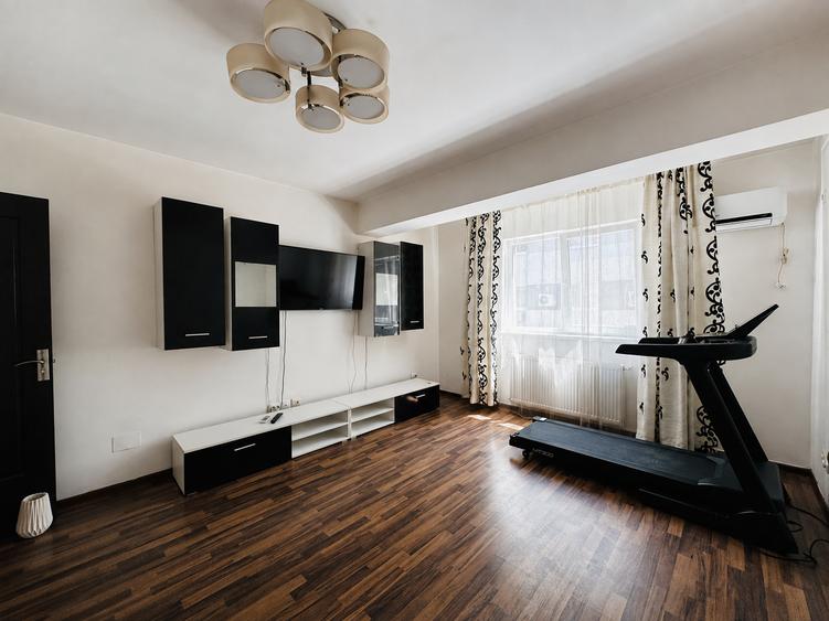 Apartament cu 2 camere decomandat în Popești-Leordeni