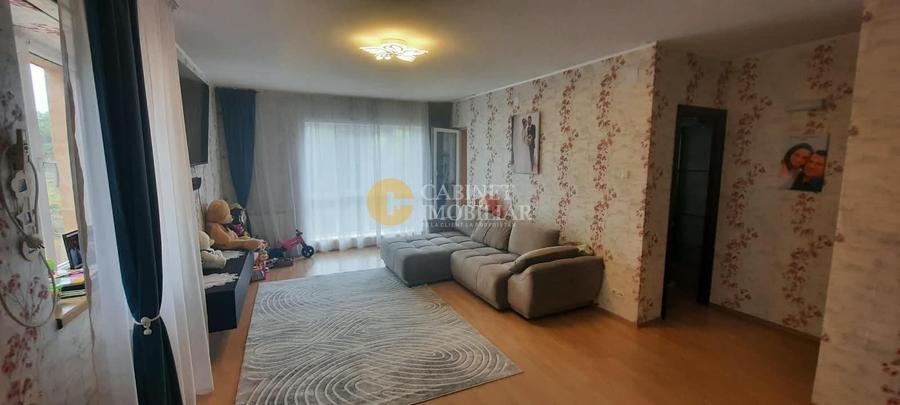 Apartament cu 2 camere decomandat, mobilat în Tătărași