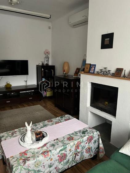Casă individuală cu 4 camere cu Canalizare în Central