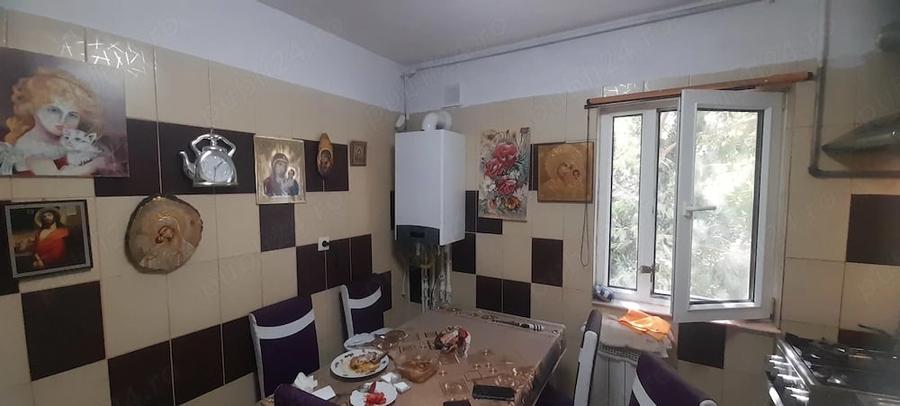 Apartament cu 4 camere decomandat în Inel II