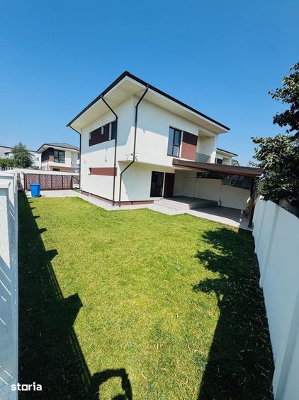 Casă cu 5 camere cu Teren 330 Mp în Tunari