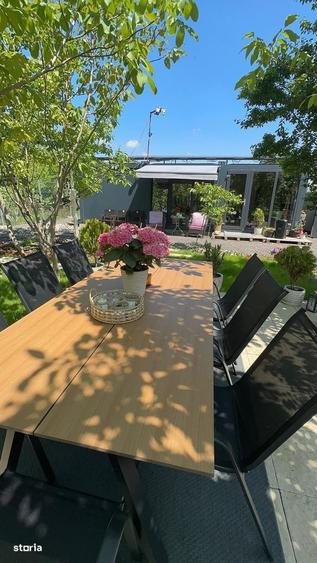 Birou cu piscina, curte si zona de relaxare - 11