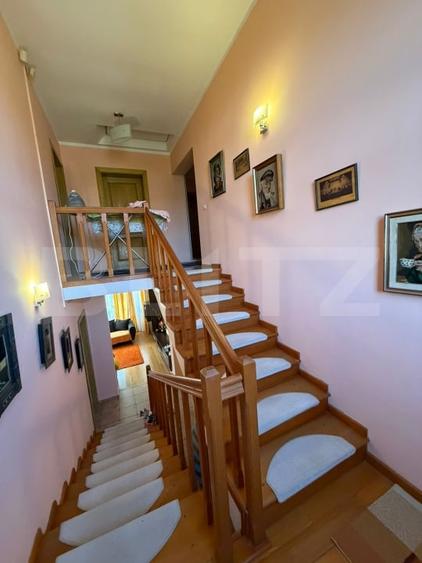 Casă individuală cu 5 camere cu Canalizare în Sânandrei