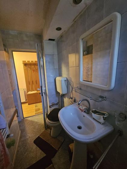 Apartament cu 2 camere semidecomandat în Ultracentral