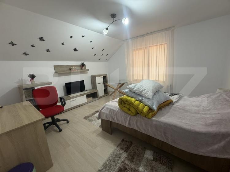 Casă individuală cu 5 camere cu Canalizare în Hereclean