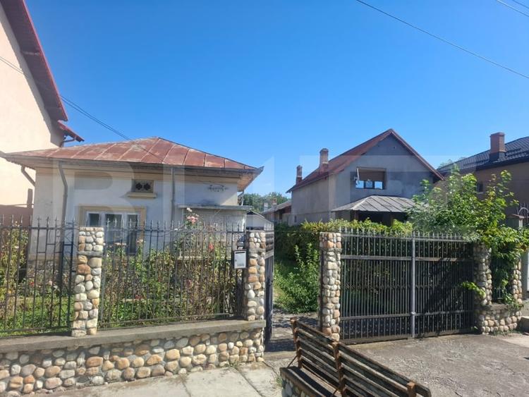 Casă individuală cu 5 camere cu Canalizare în Bucșani