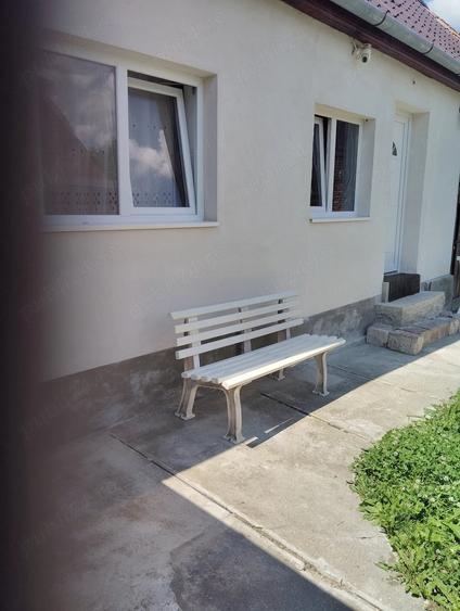 Casă cu Teren 850 Mp în Vânători
