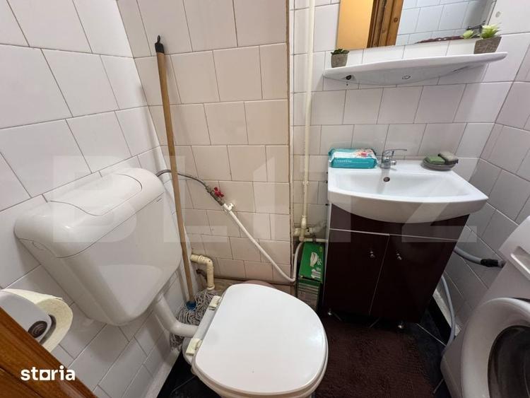 Apartament cu 3 camere decomandat în Micro 11