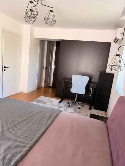 Apartament cu 2 camere semidecomandat, mobilat în Central