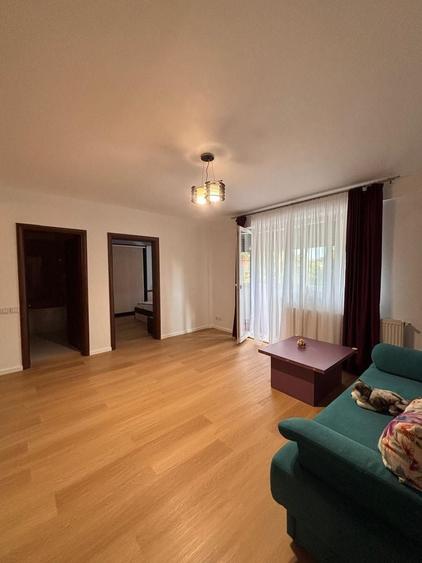 Apartament 2cam, decomandat, centrala proprie, parcare privata, metrou - 1