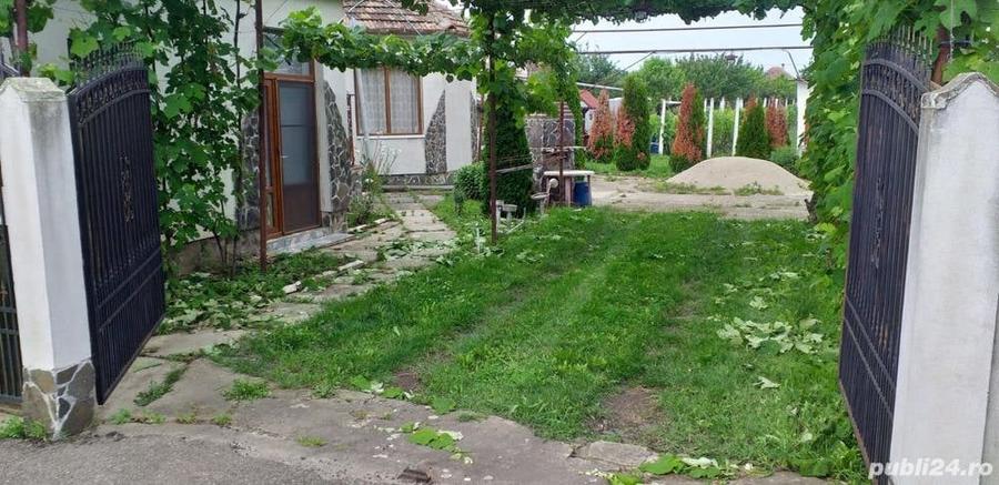 Casă cu 4 camere cu Teren 1202 Mp în Șagu