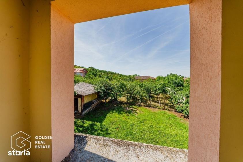 Casă cu 4 camere cu Teren 1878 Mp în Central