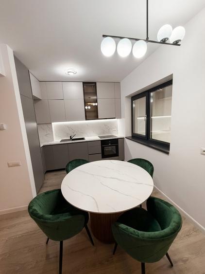Apartament cu 3 camere decomandat, mobilat în Pipera