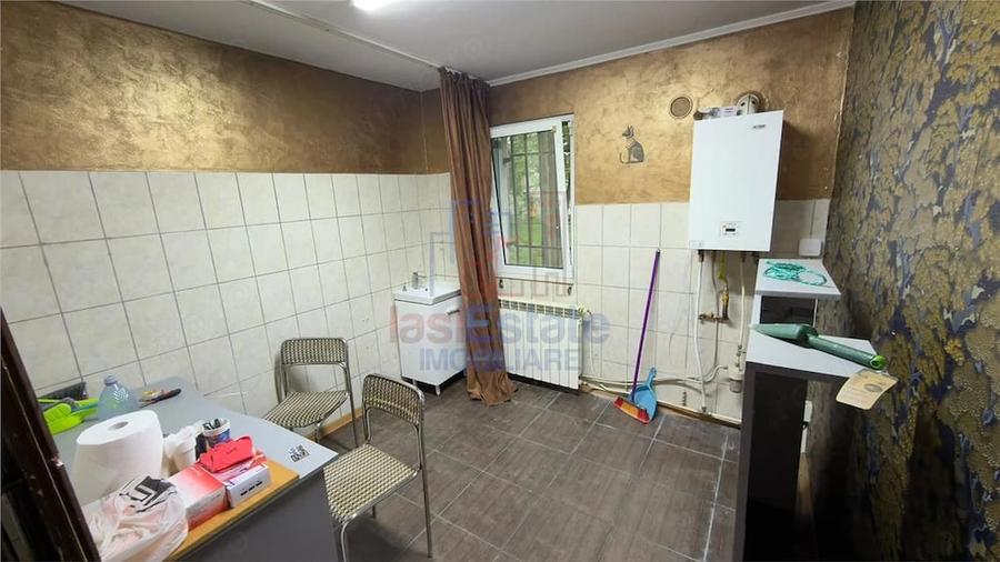 Spațiu comercial, de 48 mp, în Filiași