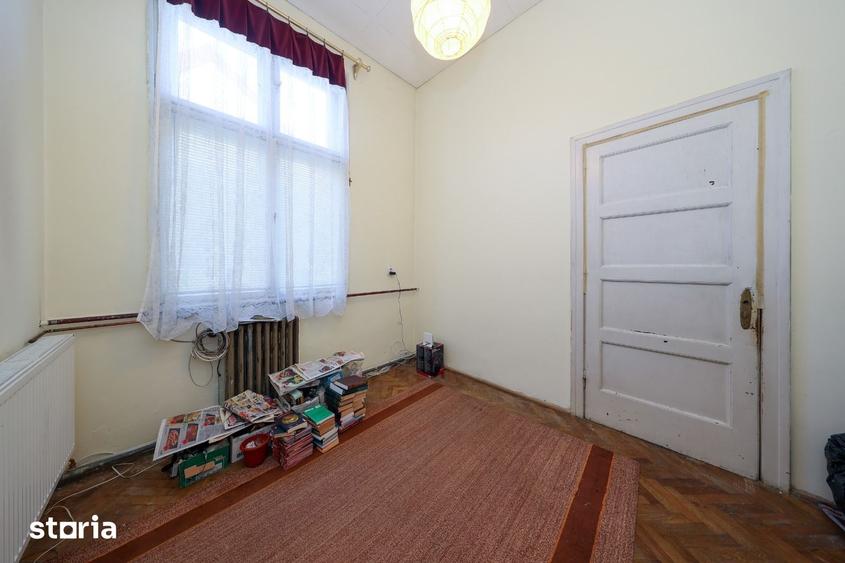 Apartament cu 3 camere în Centrul Istoric