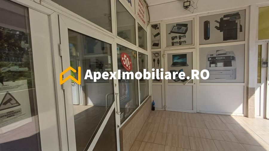 Spațiu comercial, de 30 mp, în Titan
