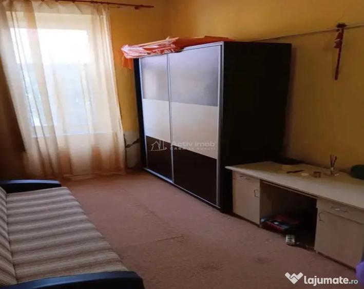 Apartament cu 2 camere decomandat în Drăgășani