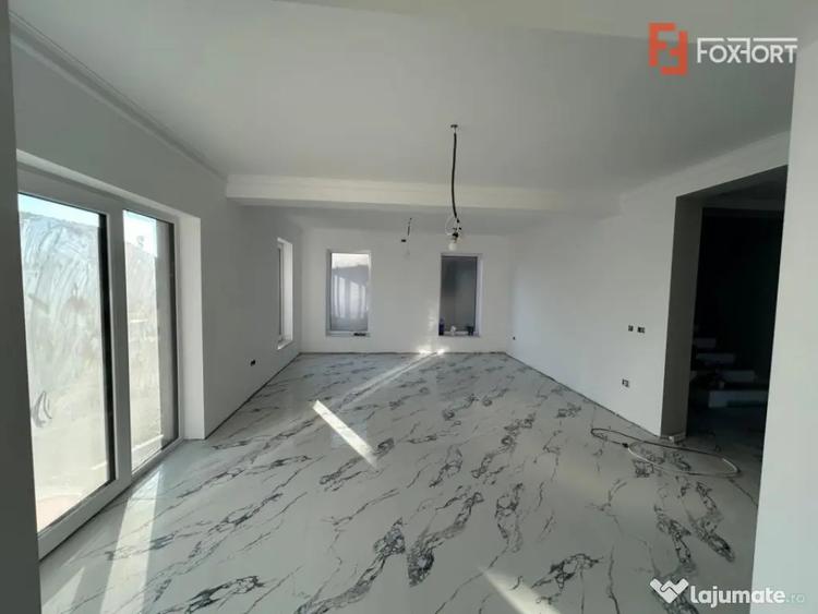 Casă cu 4 camere cu Teren 618 Mp în Giarmata