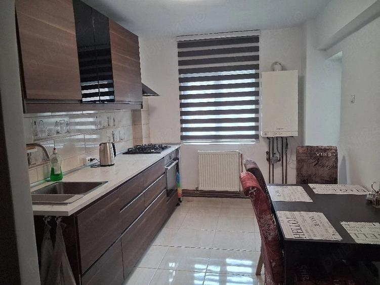 Apartament cu 2 camere decomandat în Exterior Vest