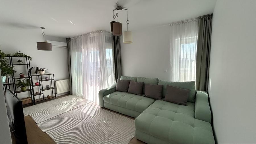 Apartament cu 3 camere decomandat în Drumul Taberei