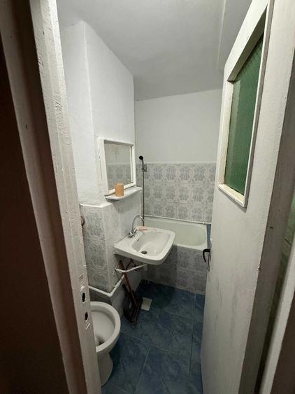 Apartament cu 2 camere semidecomandat în Micro 6