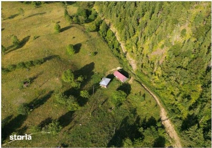 Casă cu 2 camere cu Teren 42501 Mp în Prundu Bârgăului