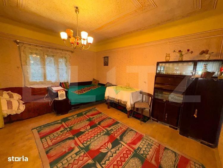 Casă cu 3 camere în Ociu