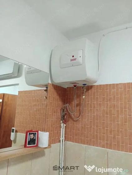 Garsonieră decomandată în Central