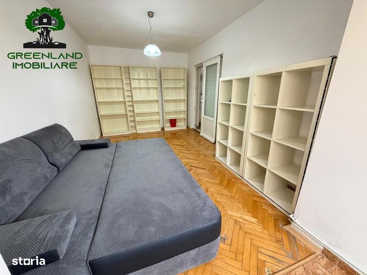 Apartament cu 2 camere decomandat în Gară