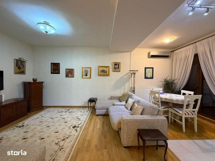 Apartament cu 2 camere în Arcul de Triumf