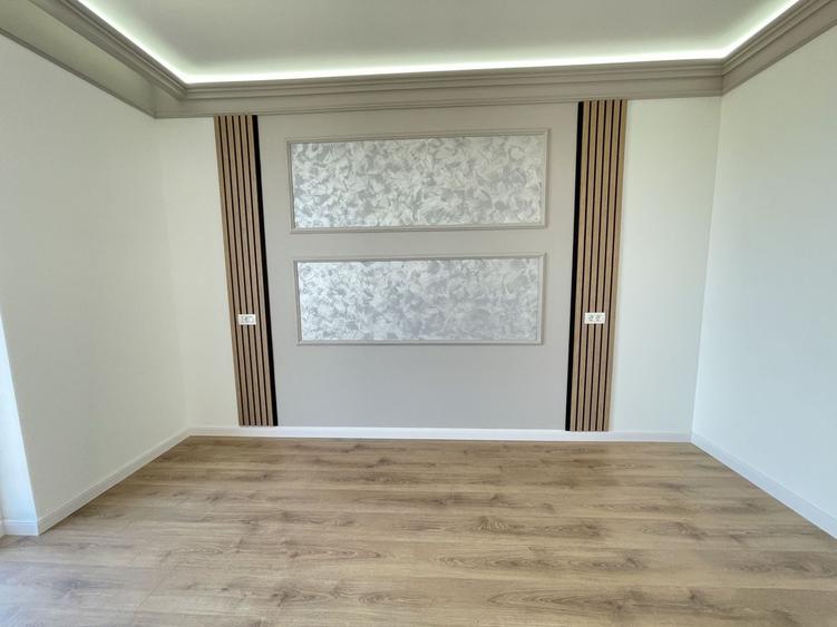 Apartament cu 3 camere decomandat în Torontalului