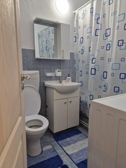 Garsonieră decomandată în Micro 14