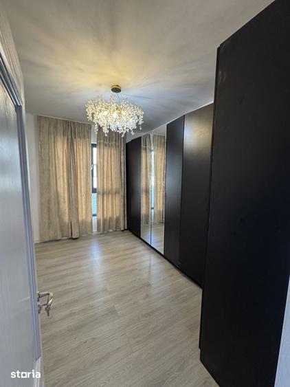 Casă cu 4 camere cu Teren 350 Mp în Central