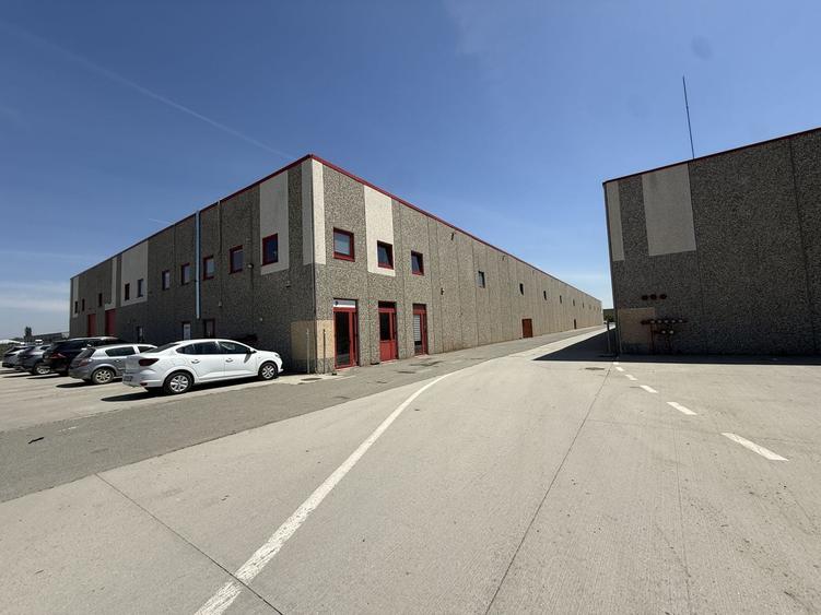 Spațiu industrial, de 5,000 mp, în Centura Vest
