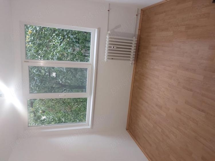 Apartament cu 4 camere semidecomandat, mobilat în Drumul Taberei