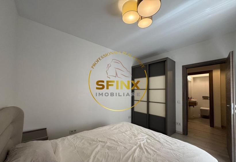 Apartament cu 3 camere semidecomandat, mobilat în Unirii