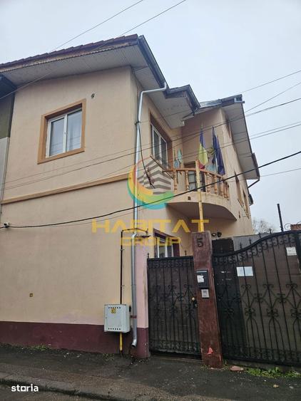Casă cu 5 camere cu Teren 592 Mp în Tineretului