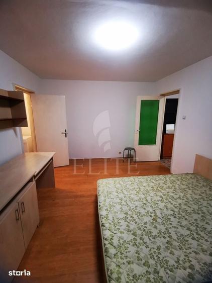 Apartament cu 3 camere semidecomandat în Grigorescu