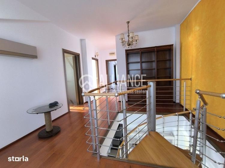 Apartament cu 5 camere în Sud