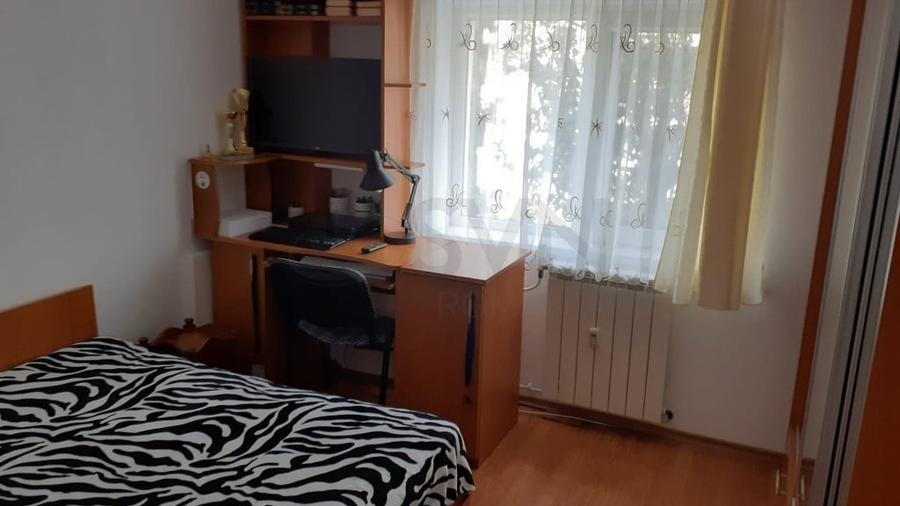 Apartament cu 3 camere decomandat în Nerva Traian
