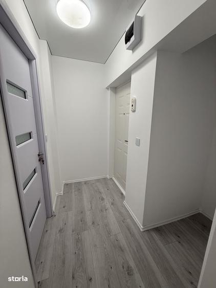 Apartament cu 2 camere semidecomandat în Țiglina 3
