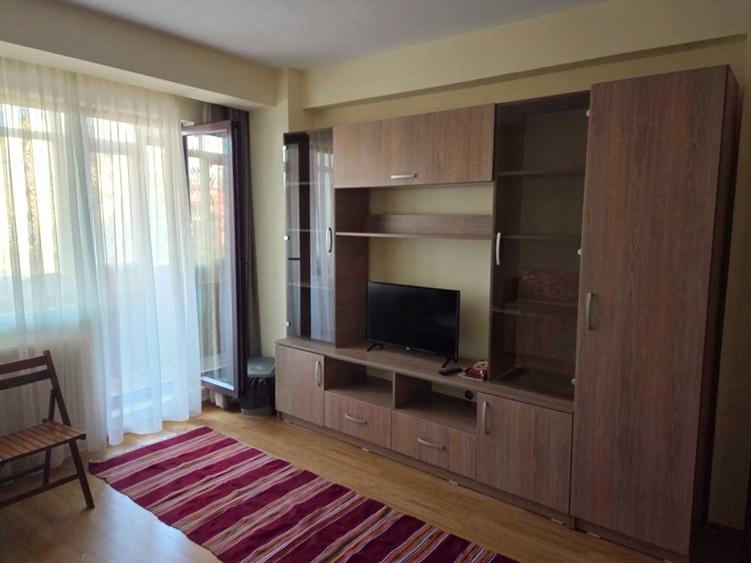 Apartament cu 2 camere decomandat, mobilat în Bucureștii Noi