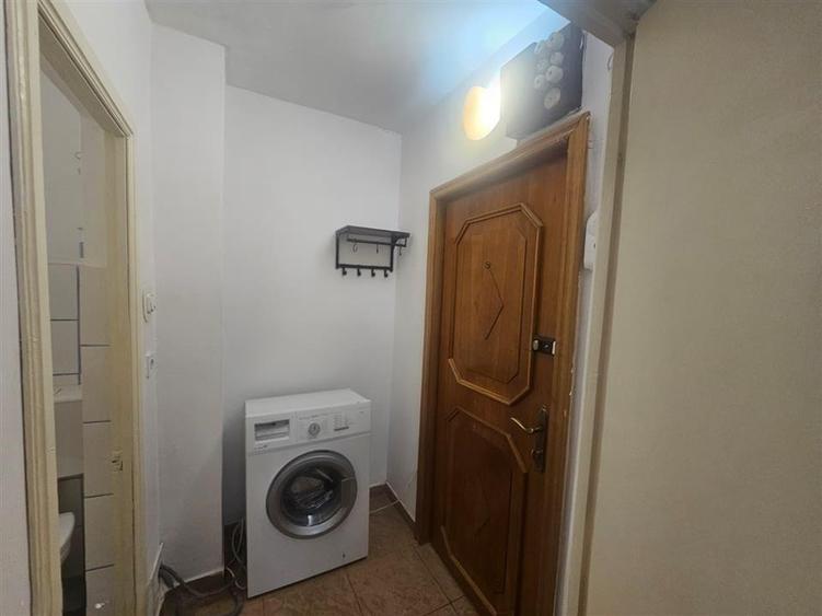 Garsonieră semidecomandată, mobilată în Obcini