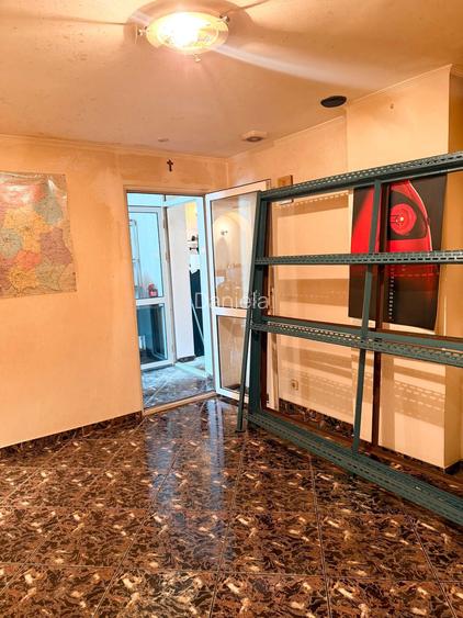 Spatiu comercial/birouri 56,6 mp Intrare Obcini acces stradal