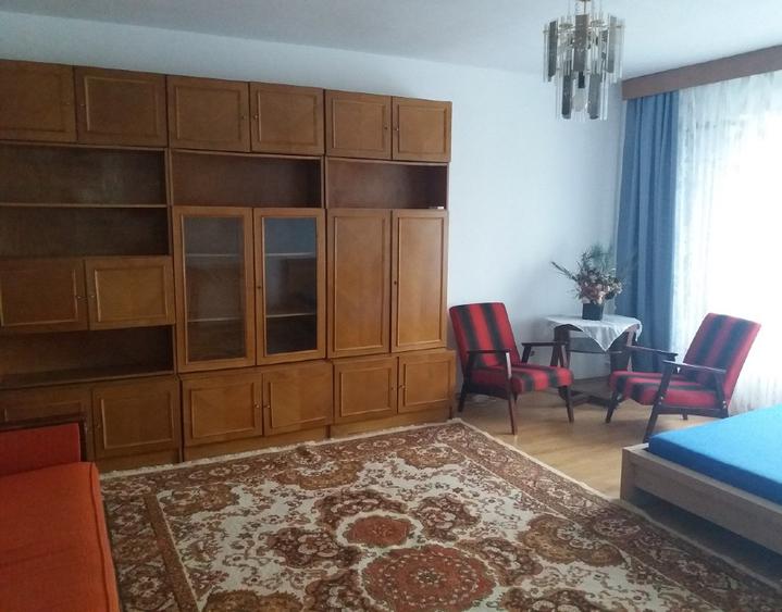 Garsonieră decomandată în Dorobanți