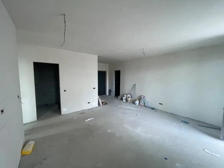 Apartament cu 3 camere semidecomandat în Mănăștur