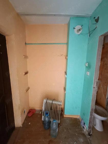 Garsonieră semidecomandată în Gară